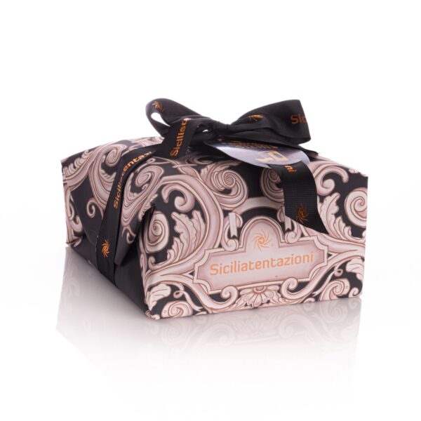 cioccolato e scorzette Panettone al cioccolato fondente e arance candite di Sicilia